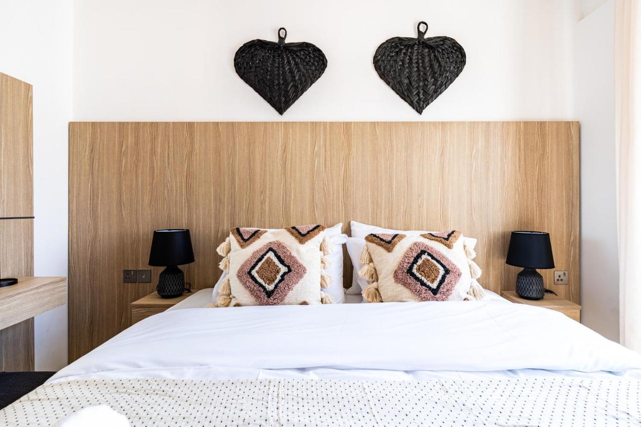 Made With Love 1-Br Apt By Finikoudes Beach 拉纳卡 外观 照片