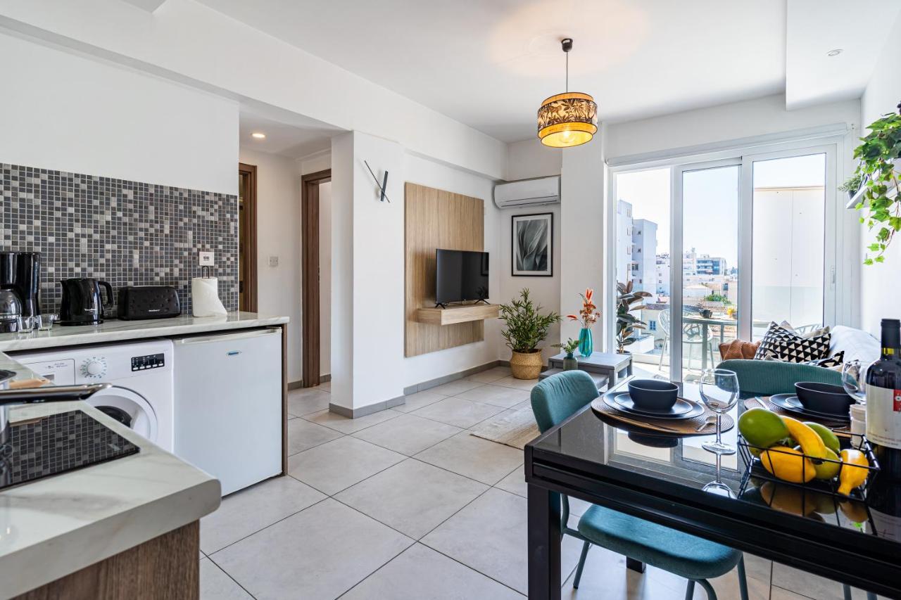 Made With Love 1-Br Apt By Finikoudes Beach 拉纳卡 外观 照片